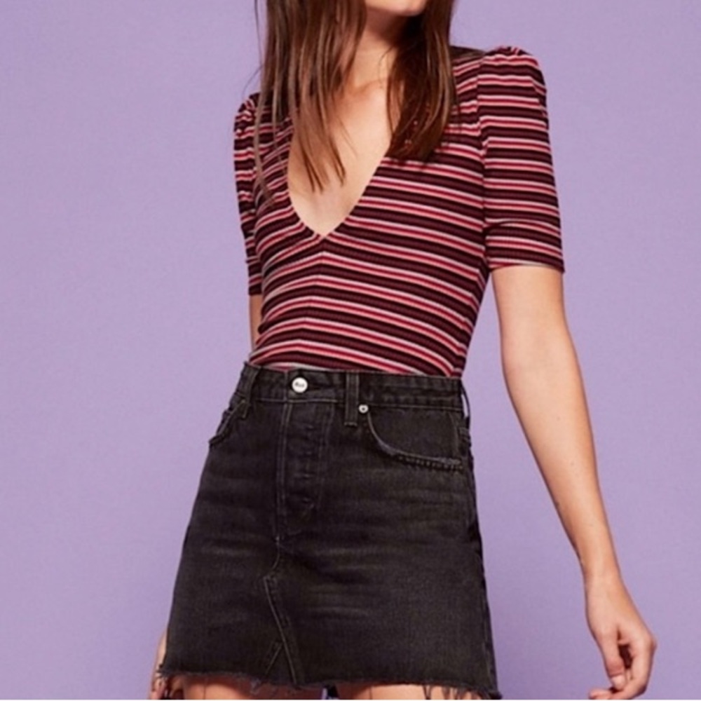 Reformation Ray Striped V-Neck Crop Top